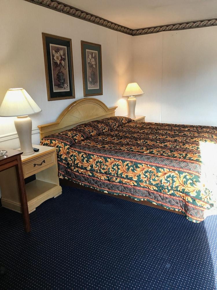 Claridge Inn photo 3