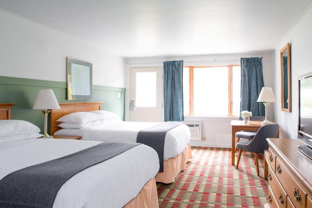 Ocean Gate Resort photo 61