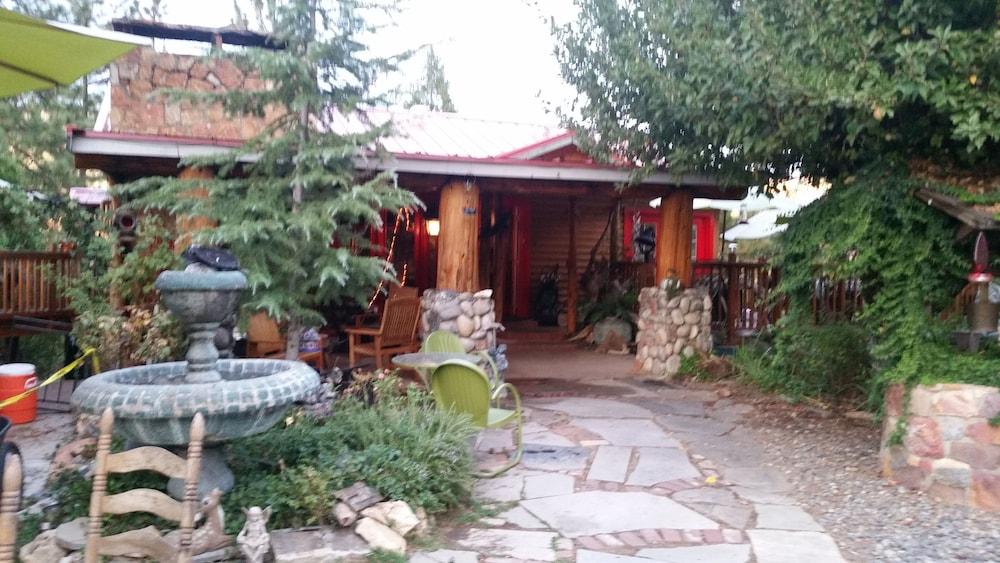 Pine Rose Inn photo 24
