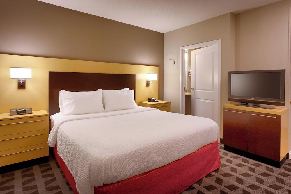 TownePlace Suites by Marriott Omaha West photo 21