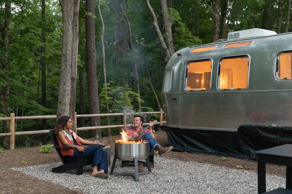AutoCamp Asheville photo 23