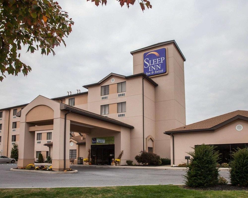 Sleep Inn & Suites photo 1