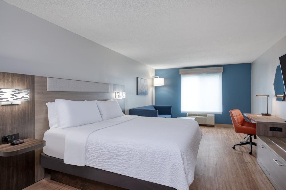 Holiday Inn Express & Suites Columbia-I-20 @ Clemson Rd by IHG photo 12