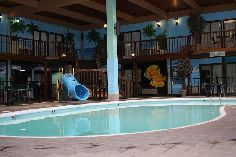 Gladstone Inn & Suites photo 14