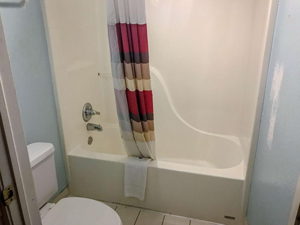 Motel 6 Ozark, AR photo 8