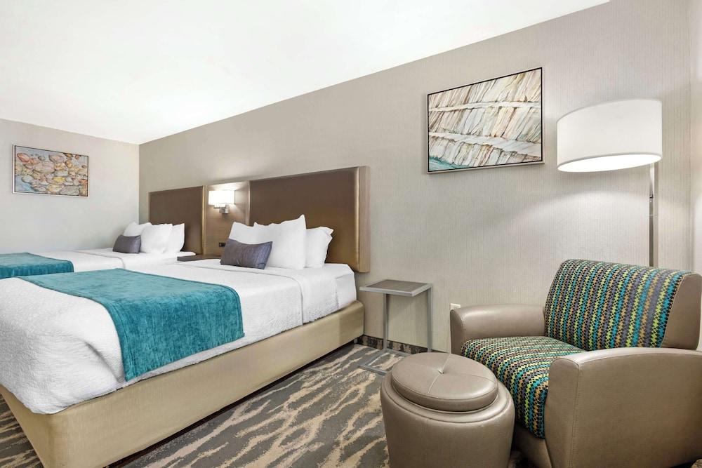 Best Western Plus Safford photo 14