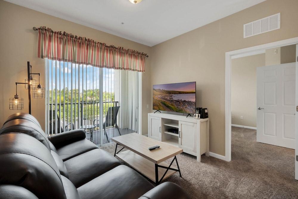 Vista Cay by Orlando Resort Rentals on Universal Boulevard photo 43