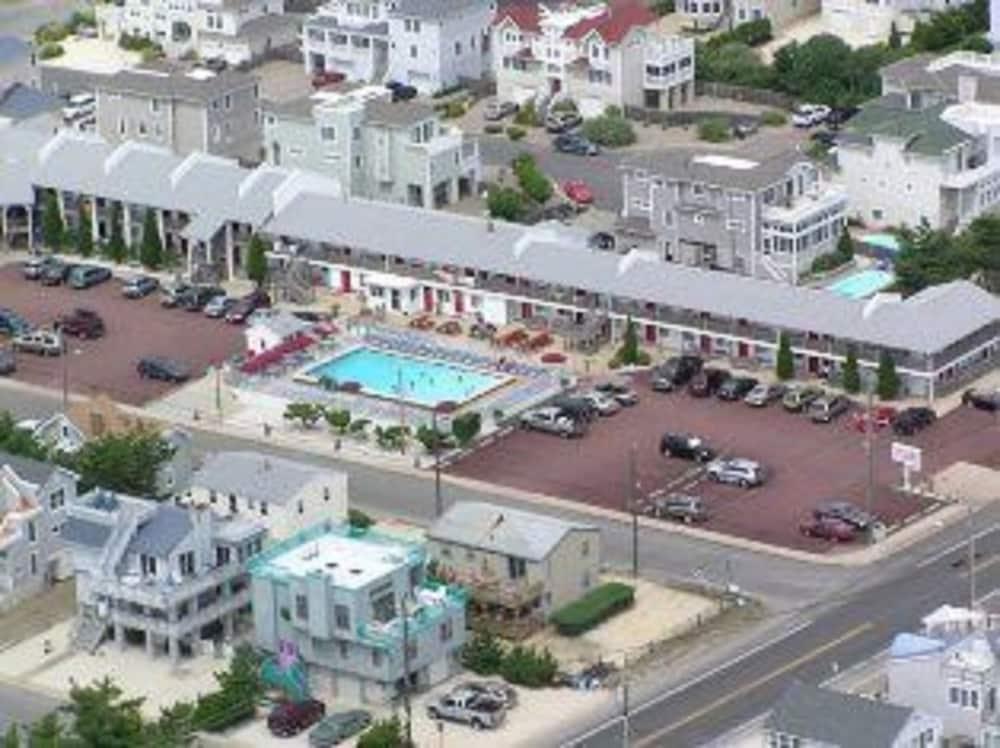 Sea Spray Motel photo 20