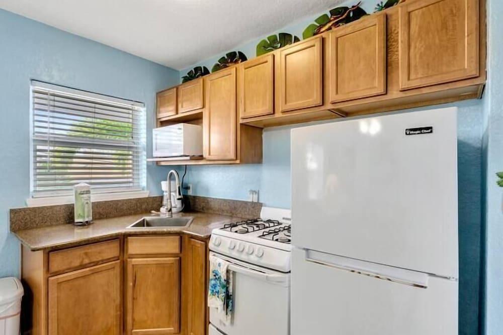 Blue Wave Suites photo 17