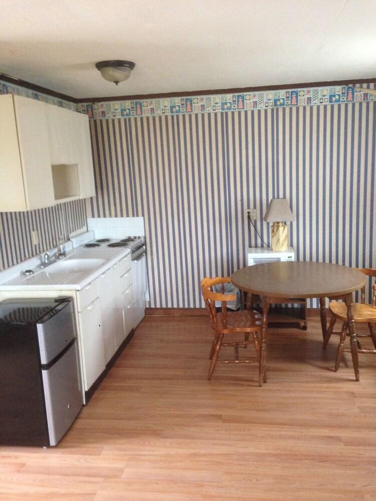 AmerItal International Suites photo 8