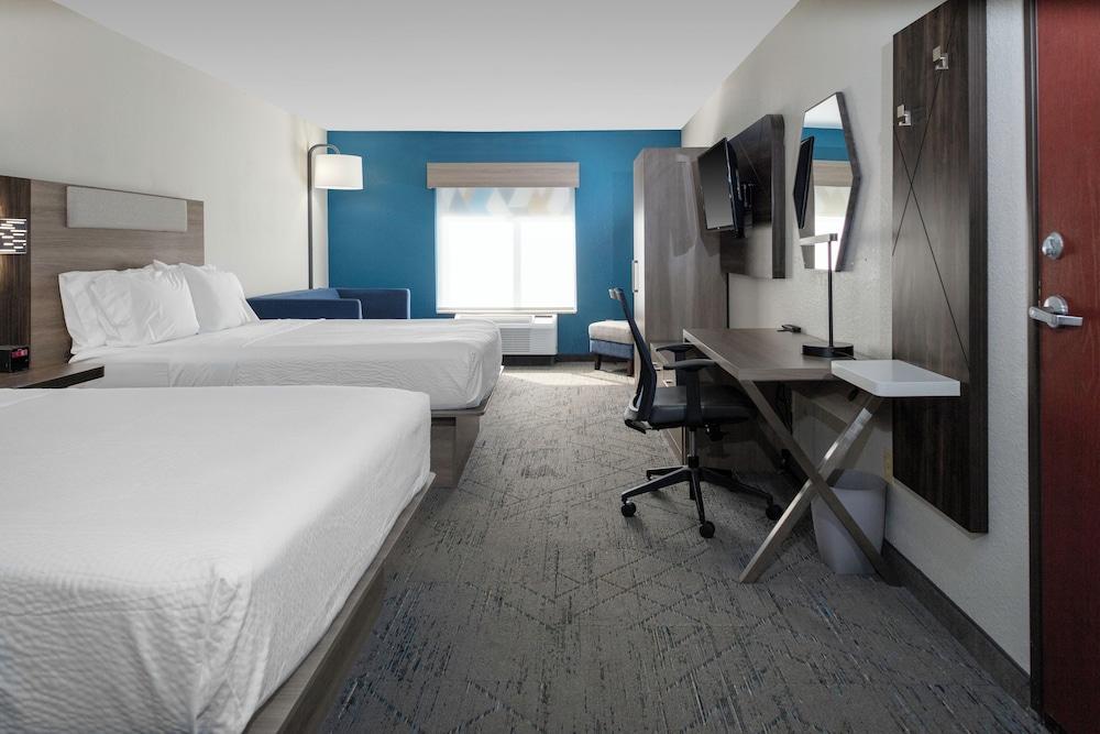 Holiday Inn Express & Suites Roanoke Rapids SE by IHG photo 44