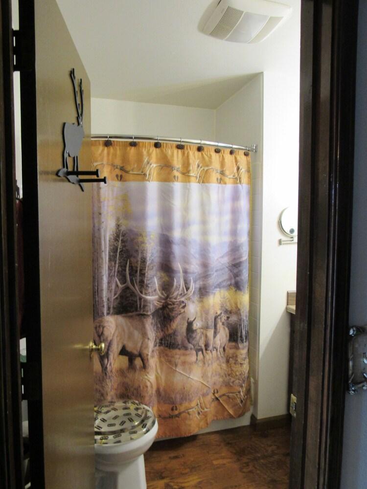 The Woodsman Country Lodge photo 7