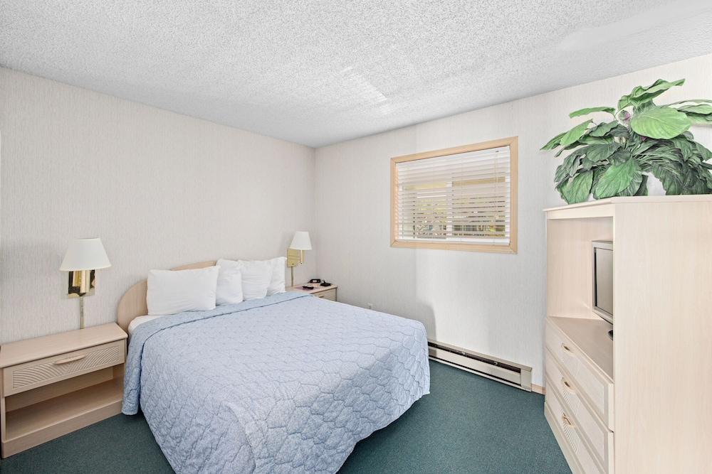 Rockaway Beach Resort photo 24