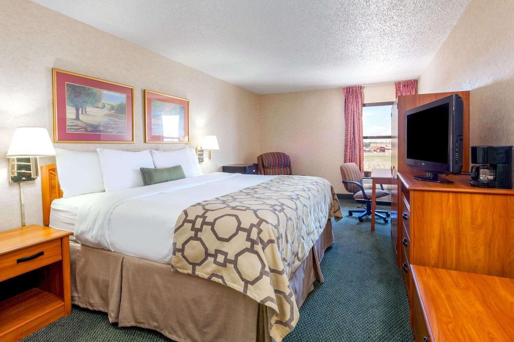 Baymont by Wyndham Amarillo East photo 4
