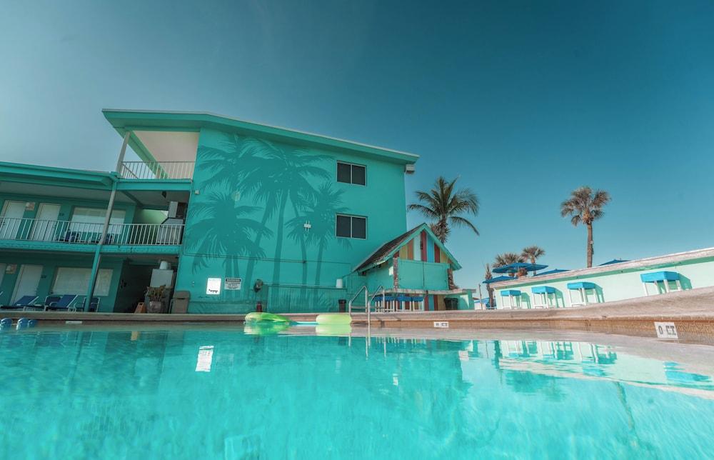 Thunderbird Beach Resort photo 31