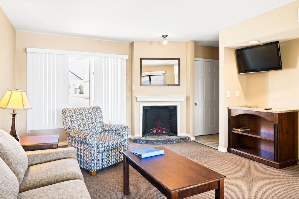 Table Rock Resorts at Kimberling photo 80