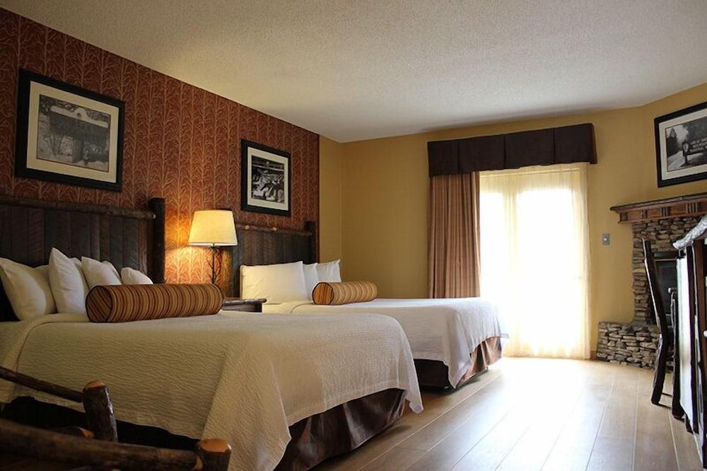Old Creek Lodge photo 7