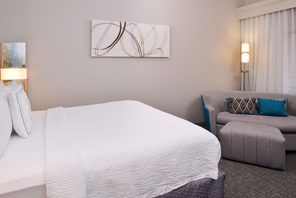Courtyard by Marriott Beaumont photo 20