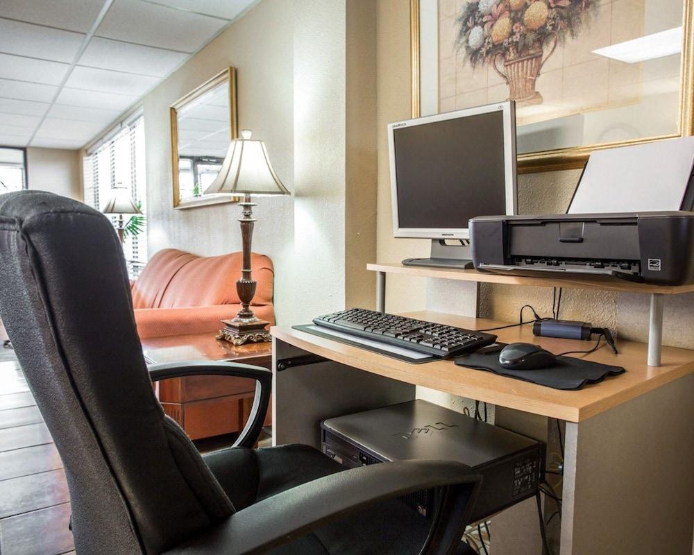 Quality Inn & Suites Monroe photo 4