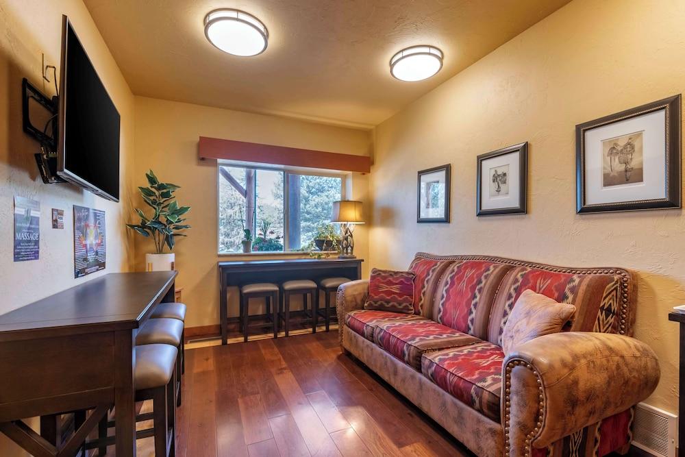 Best Western Devils Tower Inn photo 3