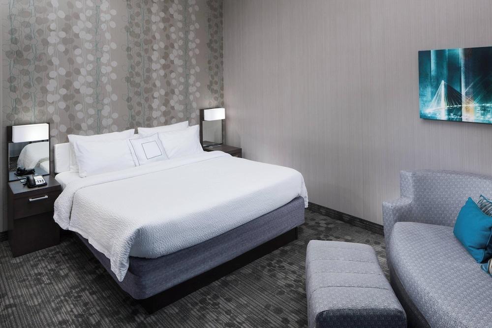 Courtyard by Marriott Omaha Downtown photo 14