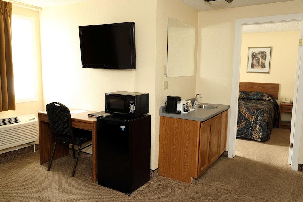 Northern Lights Inn Rugby photo 25