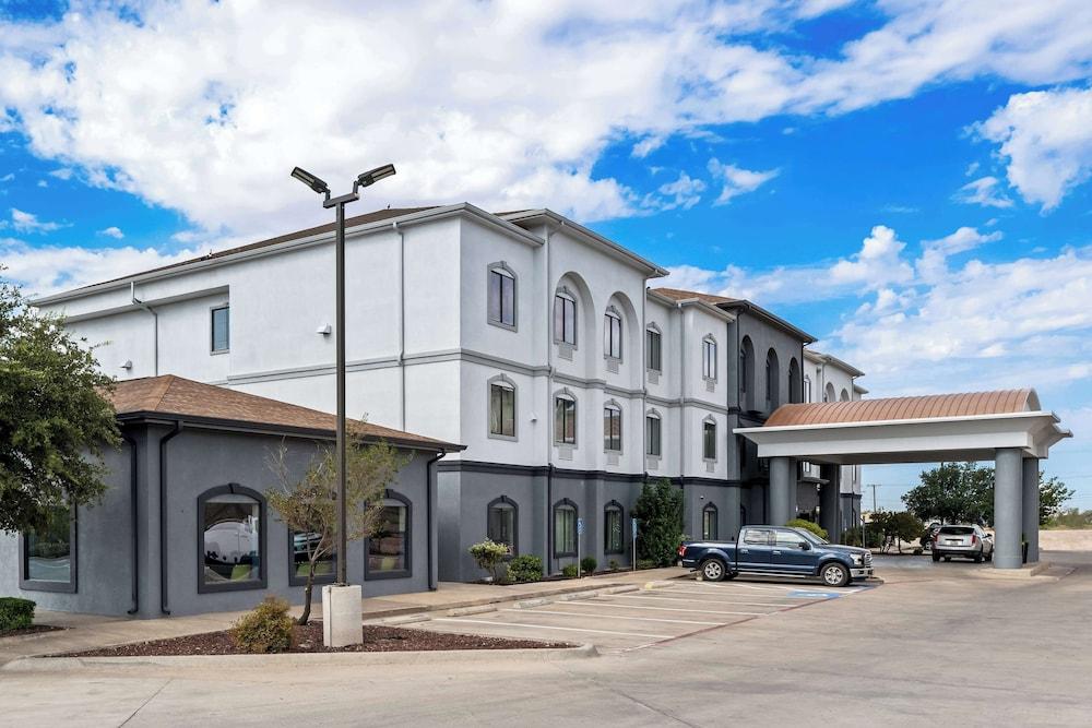 Best Western Palace Inn & Suites photo 36