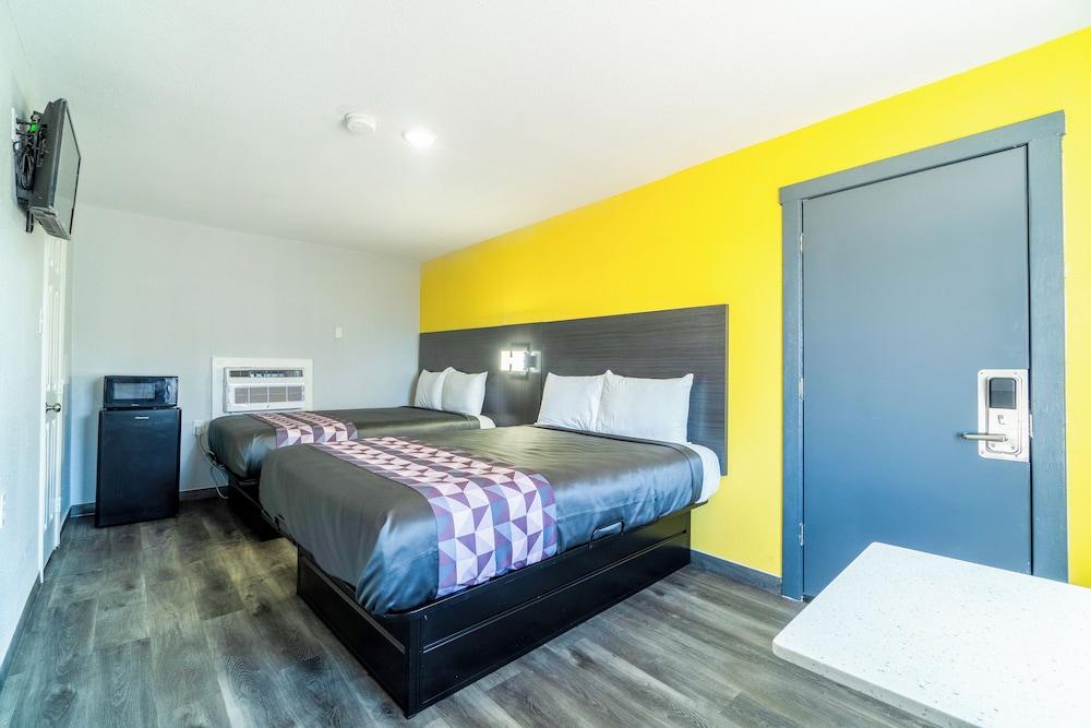 Royal Inn by OYO photo 24