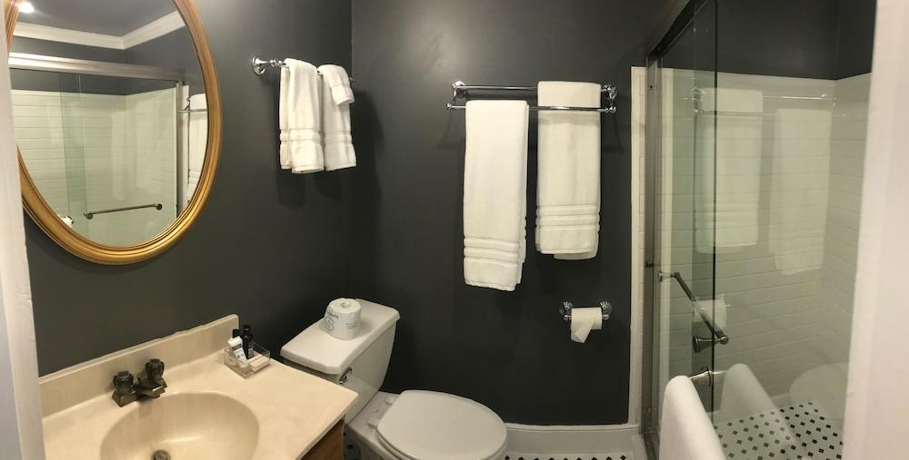 Stottsville Inn photo 29