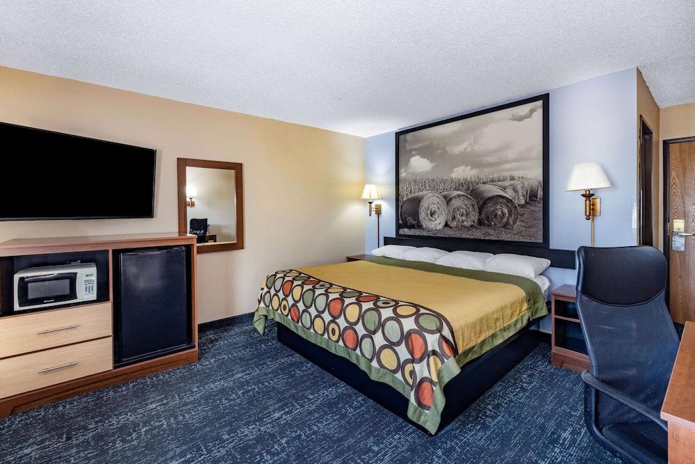 Super 8 by Wyndham Valentine NE photo 22
