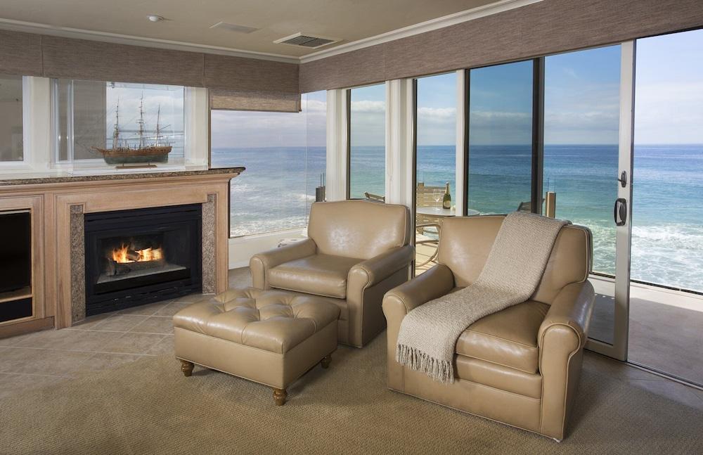 Sunset Cove Villas in Laguna Beach photo 39