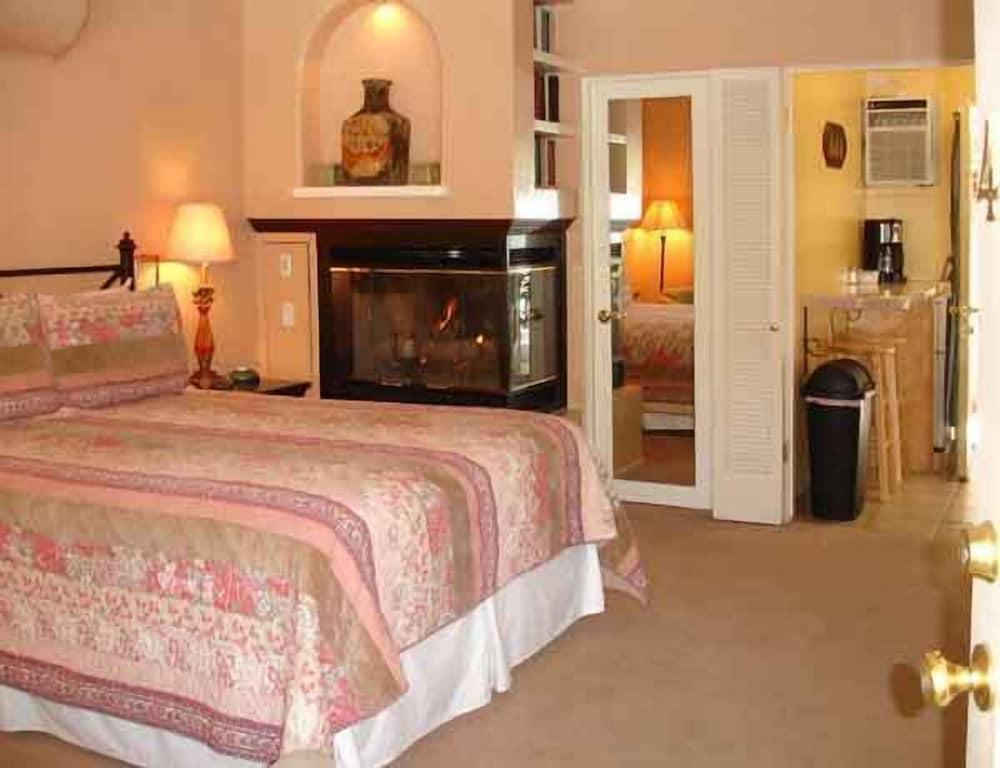 Coyote Inn photo 4