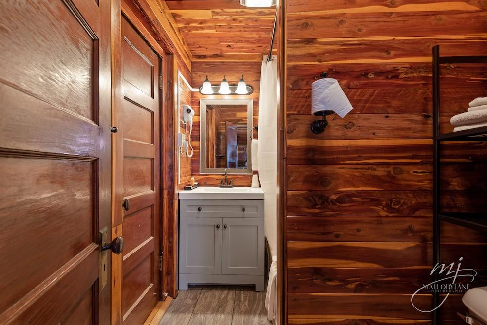 Log Cabin Inn photo 45