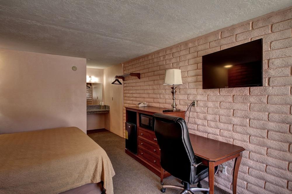 Country Inn photo 12