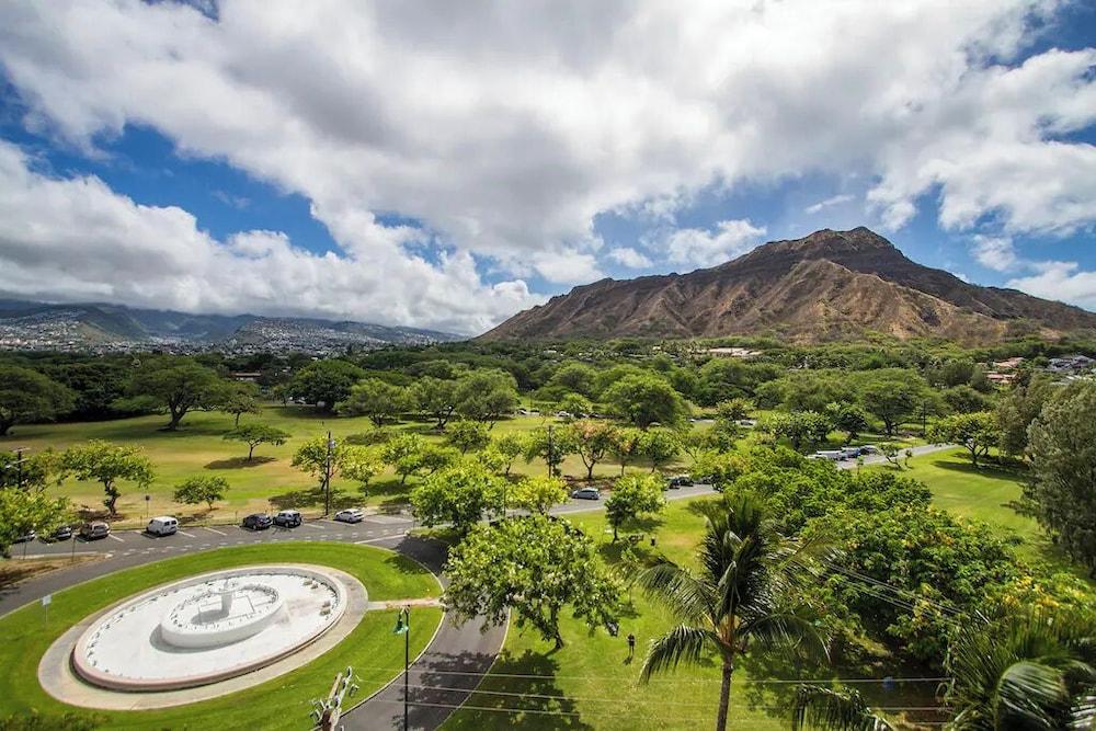 Diamond Head Beach Hotel photo 7