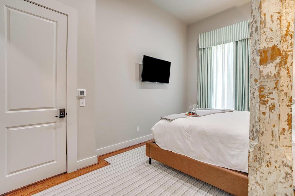 Nutt House Hotel photo 71