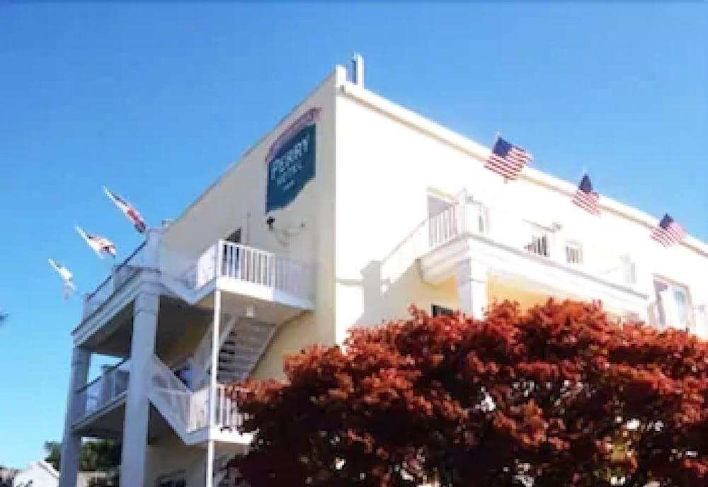 Perry Hotel photo 7