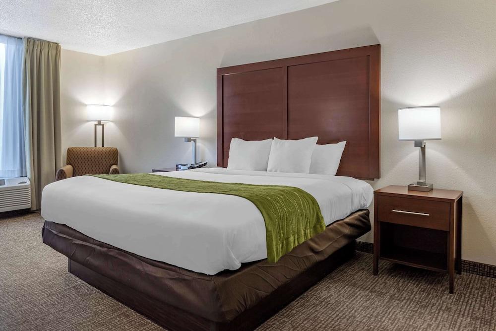 Comfort Inn Shelby photo 25