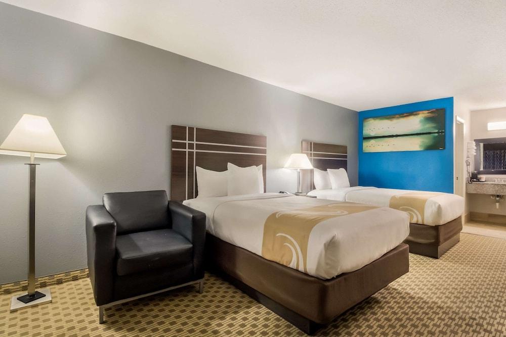 Quality Inn Madisonville photo 18