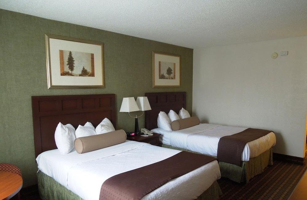 Baymont by Wyndham Marietta photo 5