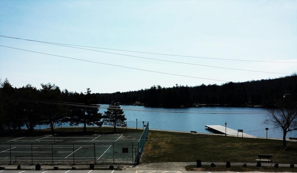 Clark's Beach Motel photo 10