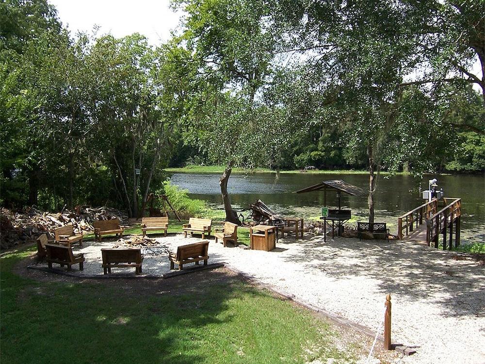 Riverside Lodge Resort photo 8