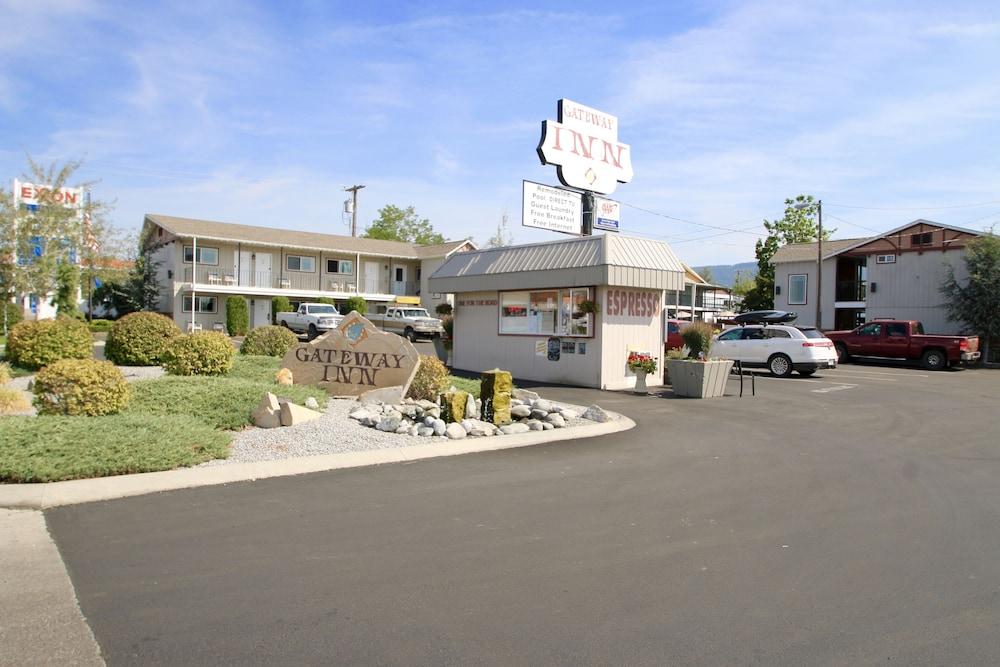 Gateway Inn photo 1