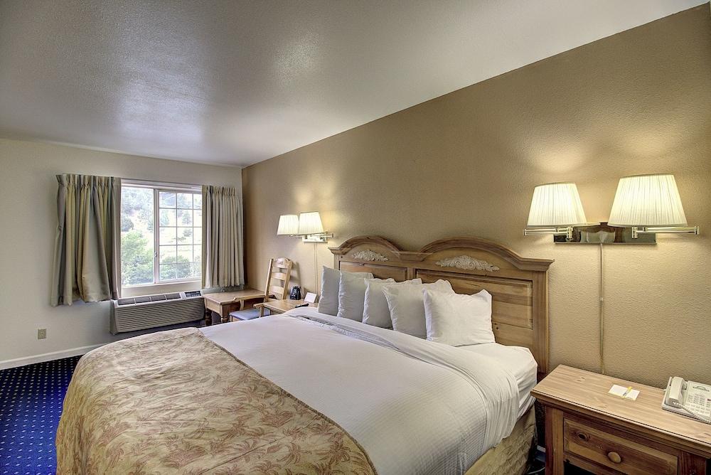Days Inn by Wyndham Lolo / Missoula Area photo 6