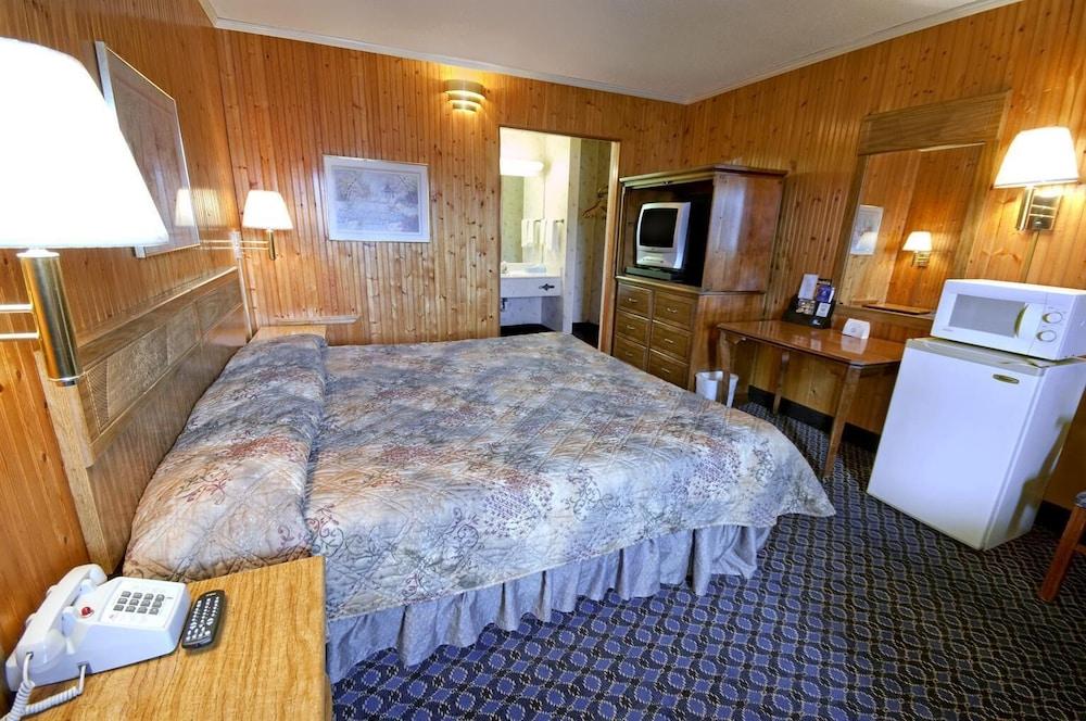 Americas Best Value Inn Roxboro photo 18