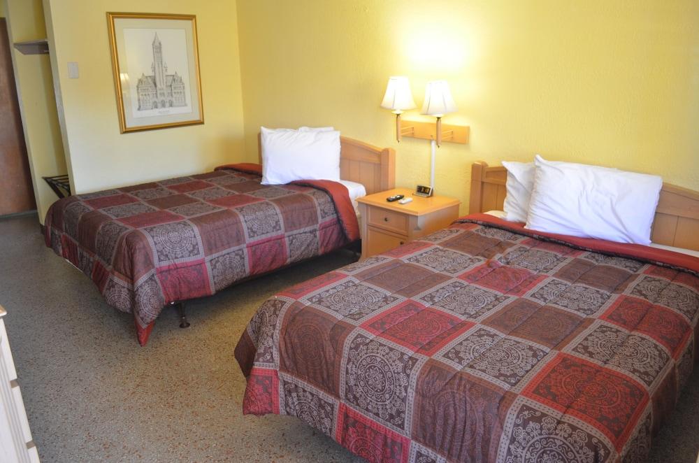 Economy Lodge photo 7