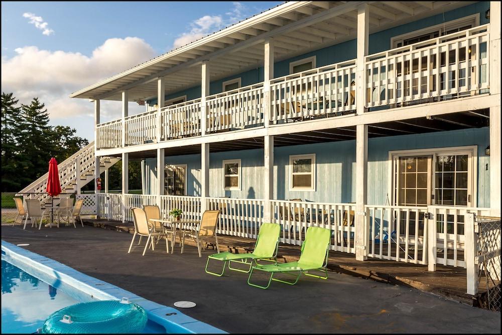 Marina Inn & Event Center photo 5