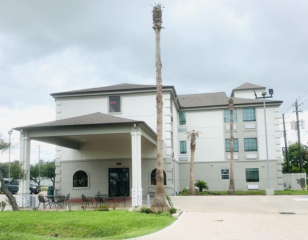 Americas Best Value Inn La Porte — hotel in La Porte