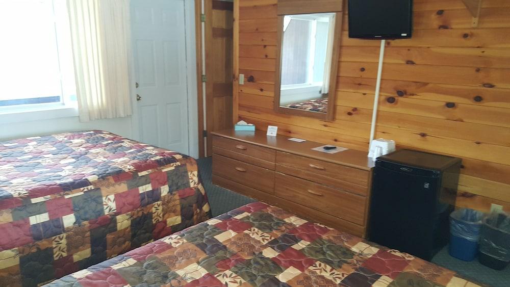 Clark's Beach Motel photo 22
