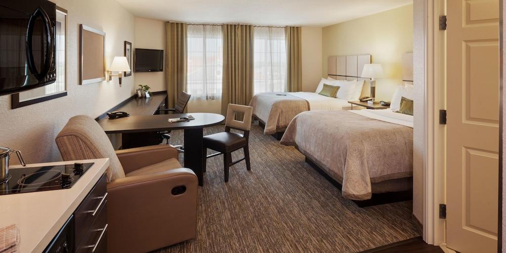 Candlewood Suites Houston North I45 by IHG photo 2
